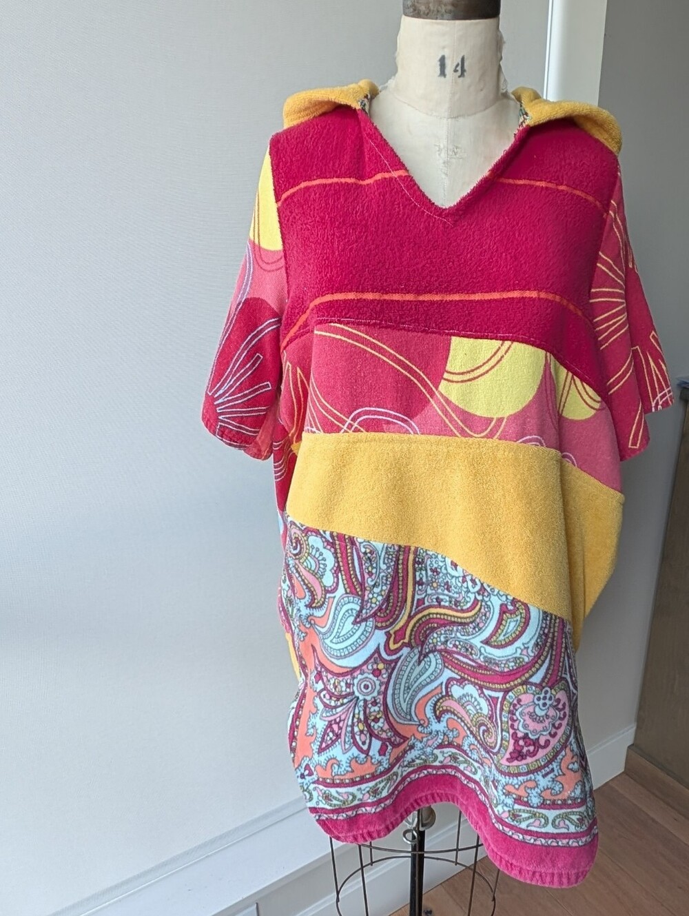 Osooyos Surf Poncho